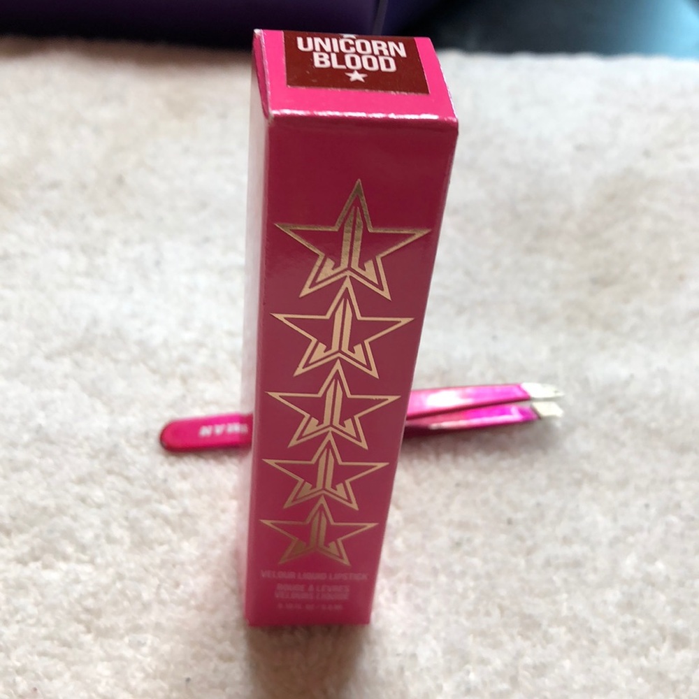 Jeffree Stars velour liquid lipstick.